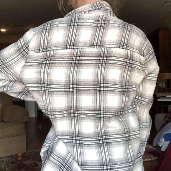 Hollister Plaid Shirt - Picture 4 of 5